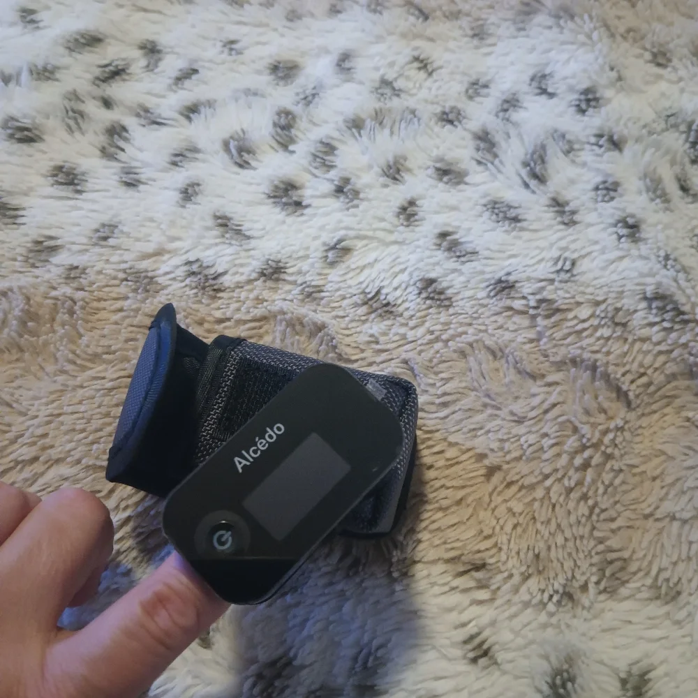 Black Wearable Pulse Oximeter